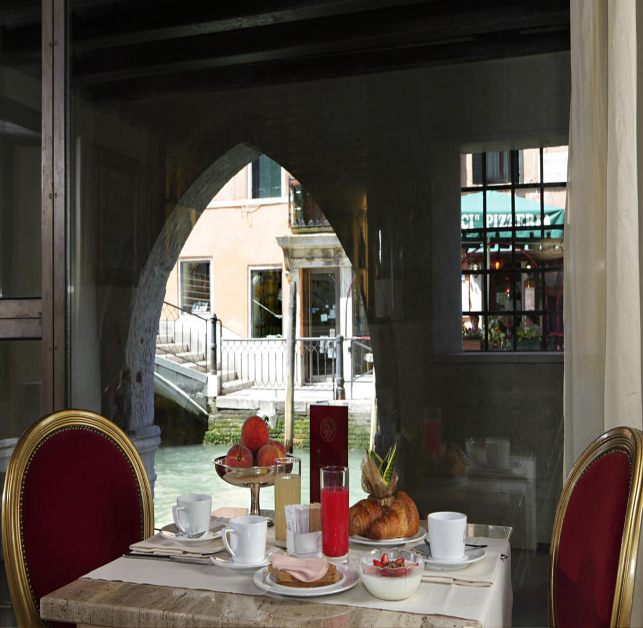 Hotel Liassidi Palace Venice Exterior photo